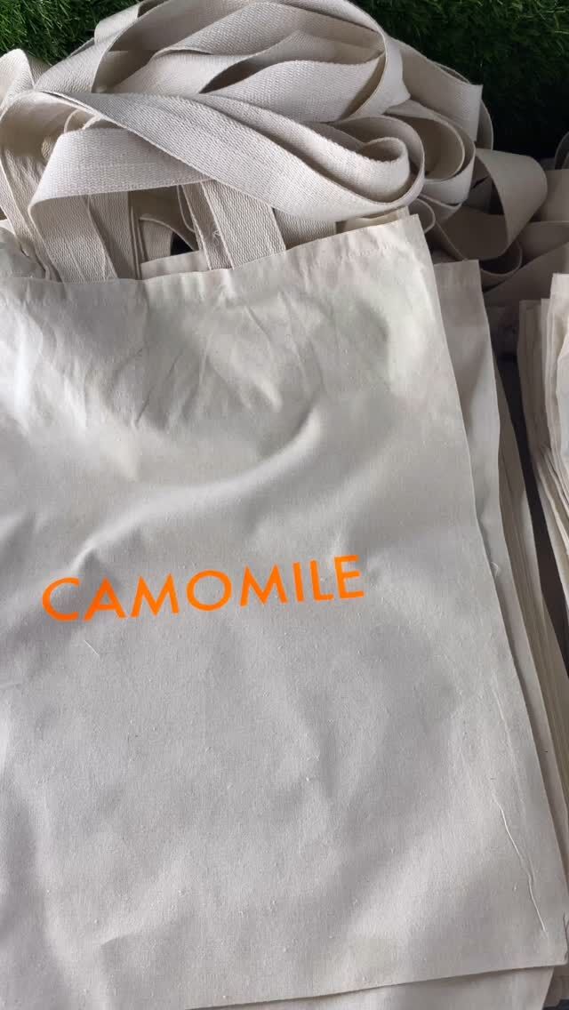 Organic cotton Muslin Carry Bags for @camomile_clothing 

Thank you for trusting us. 

DM your queries if you want customised bags in cotton Muslin or Canvas. 

#Branding #CottonBags #ToteBags #MadeonOrder #Camomileclothing #TheTypoStore